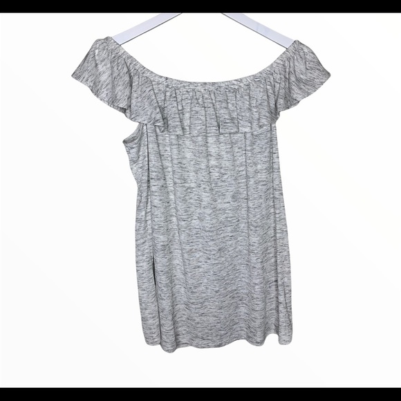 NWT TORRID Off Shoulder Blouse/Top With Ruffle Detail Oatmeal/Grey Size 1X - Picture 3 of 10